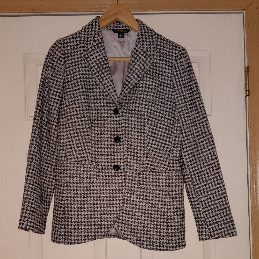 Brooks Brothers Black and White Houndstooth Blazer